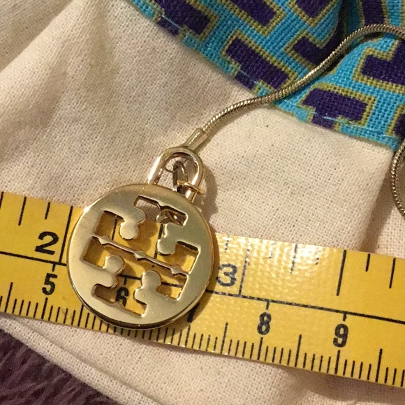 New Tory Burch Logo Charm Bracelet With Extender - Picture 10 of 15